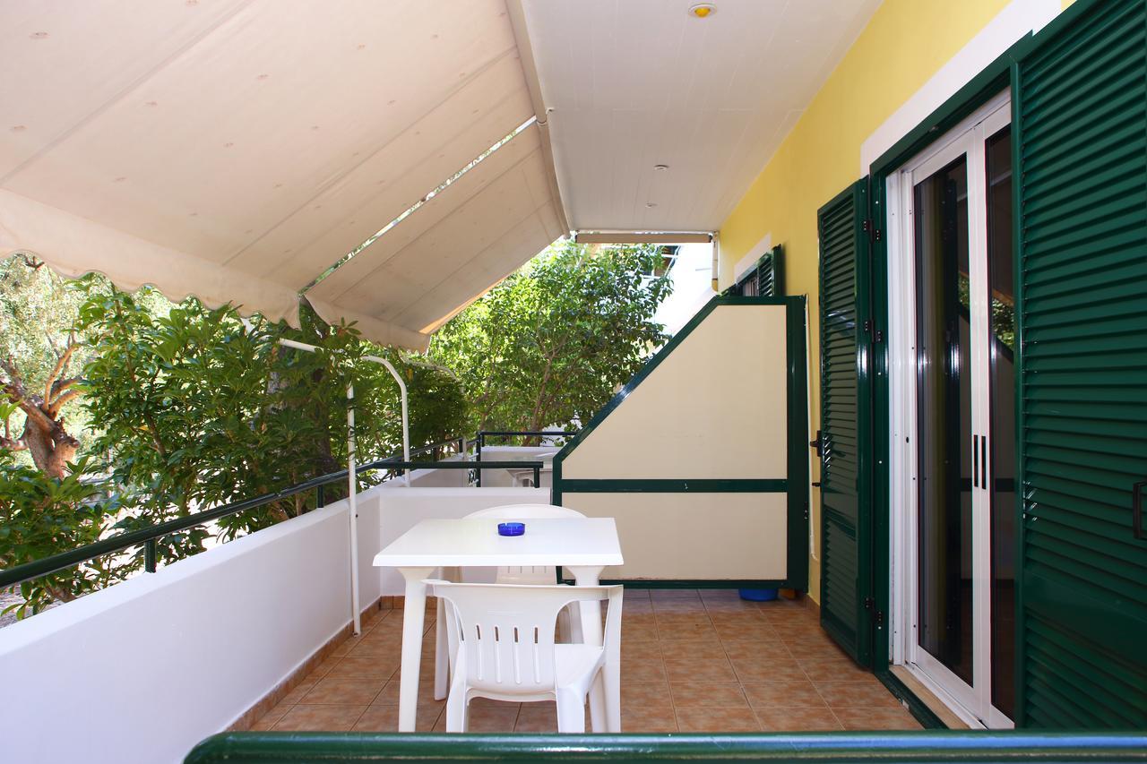 Nikolas Studios Áyios Nikítas Extérieur photo